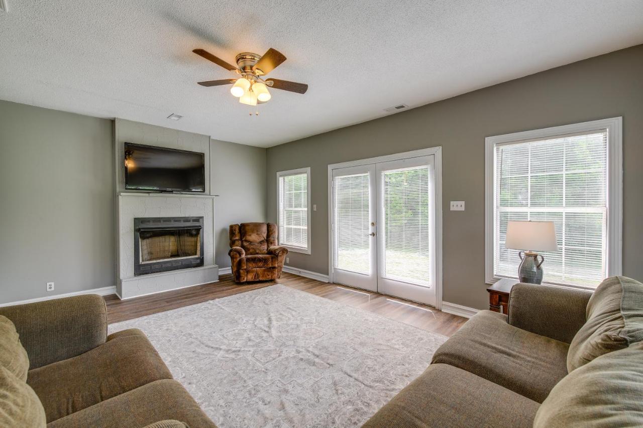 Huntsville Vacation Rental With Fire Pit Εξωτερικό φωτογραφία