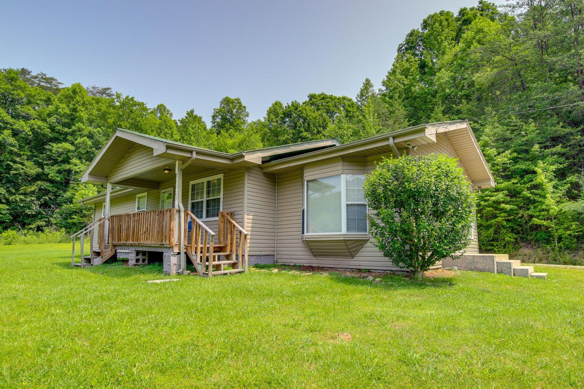 Huntsville Vacation Rental With Fire Pit Εξωτερικό φωτογραφία